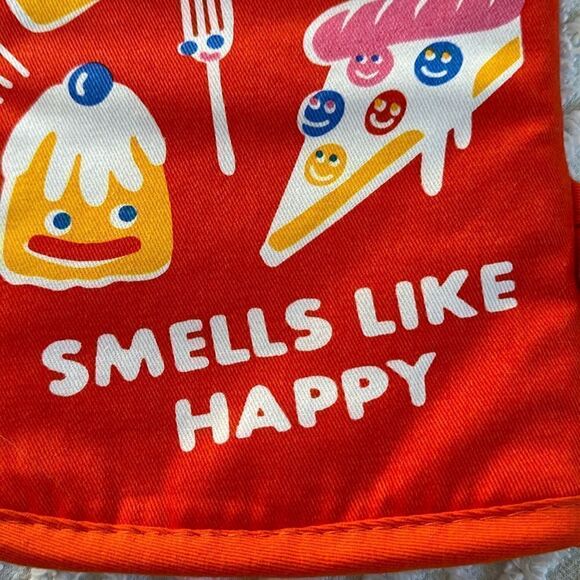 Blue Q Oven Mitt Cook Bake Smells Like Happy - Picture 7 of 8